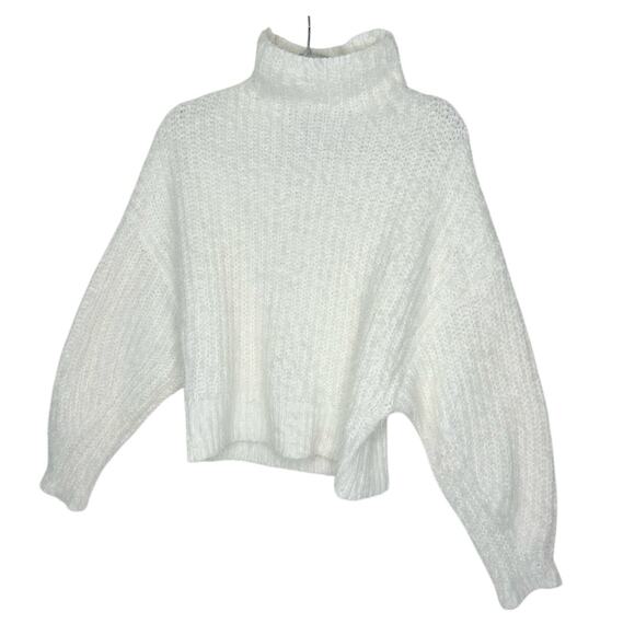 Express Sweater Women's XS White Fuzzy Mock Turtleneck - Picture 5 of 5